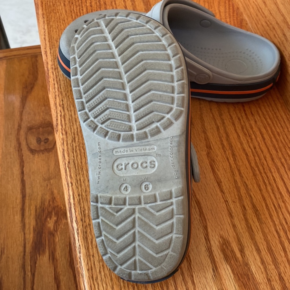 Crocs - Picture 4 of 4